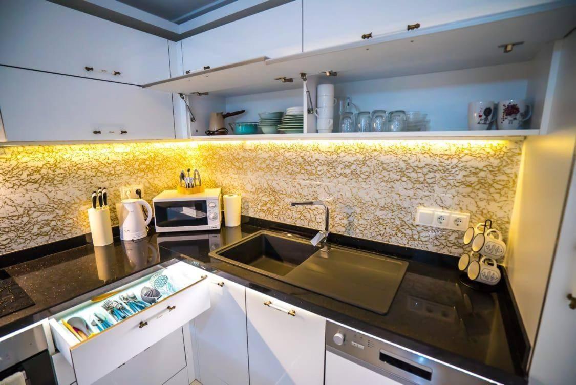 Besthome20 Apartments Аланія Екстер'єр фото